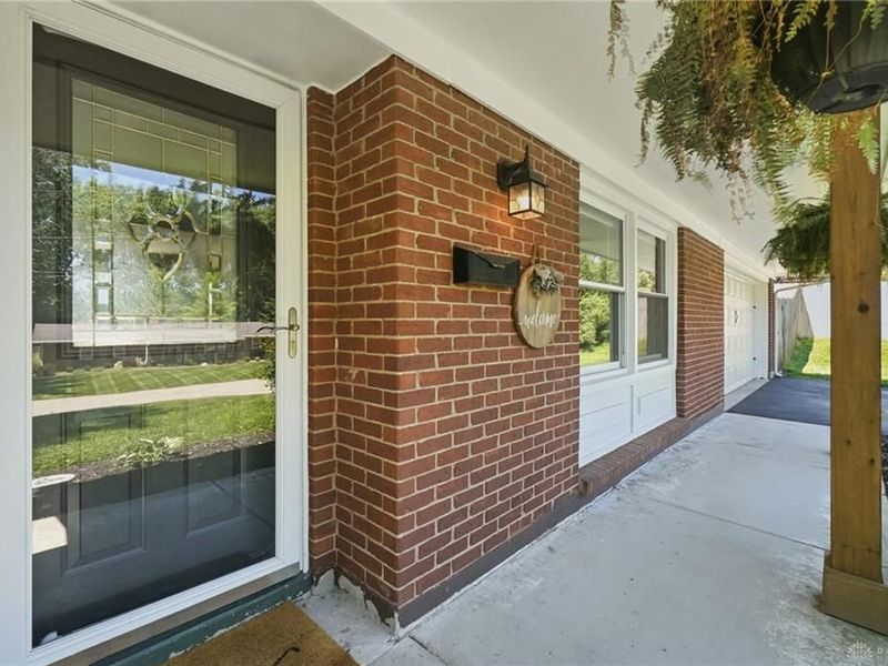 2376 Portage Path, Bellbrook, OH 45305 Photo 8