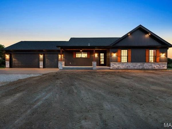 16637 Durango Drive, Warrenton, MO 63383