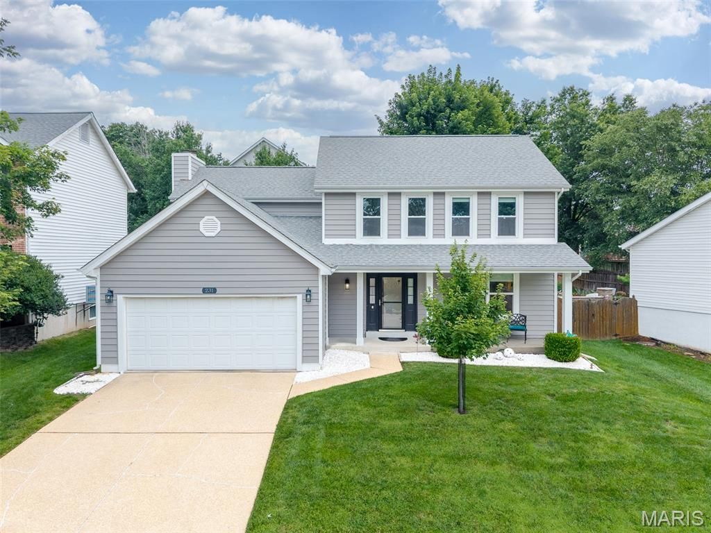231 Oakbriar Farm Drive, Ballwin, MO 63021 Main Photo
