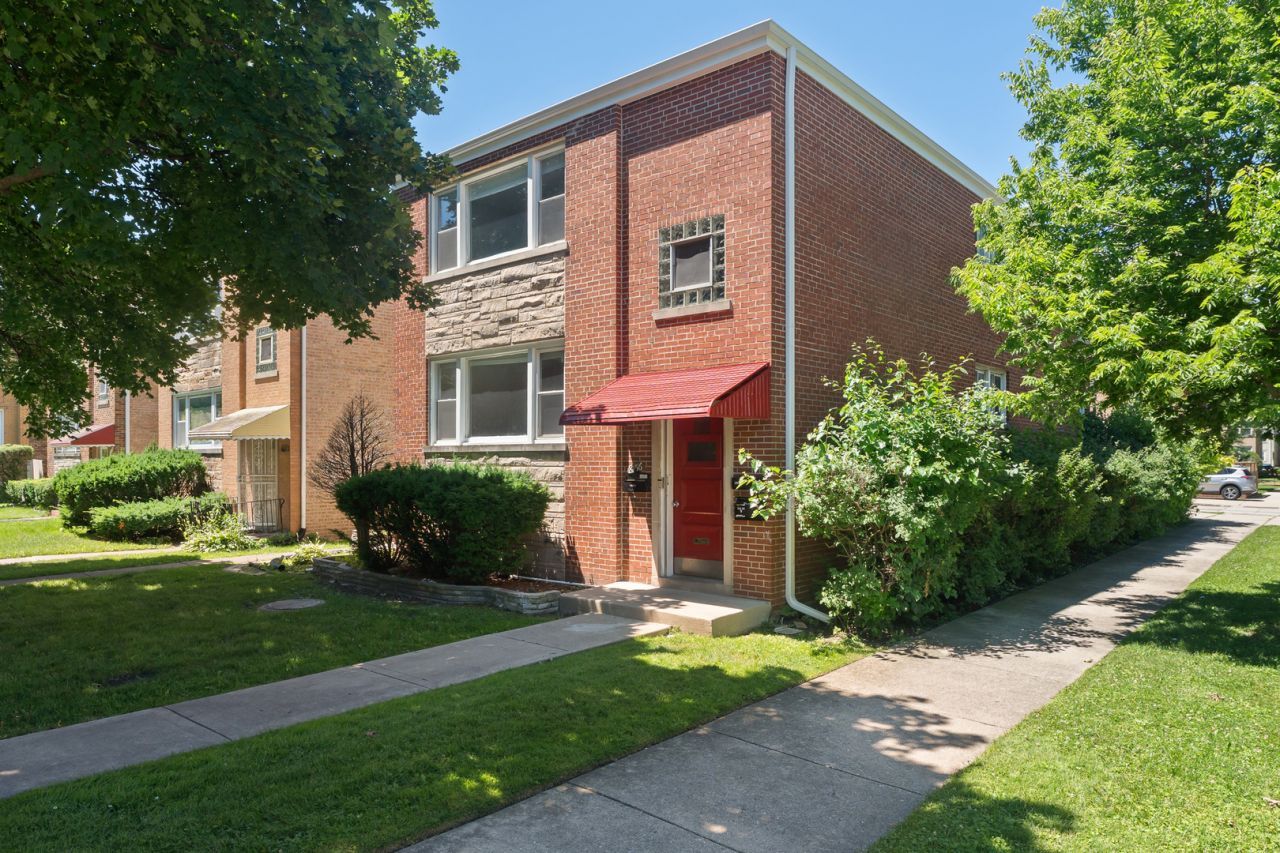 8156 Knox Avenue, Skokie, IL 60076 Main Photo