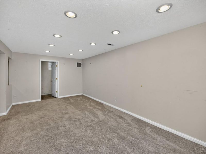 7864 Red Mill Drive, West Chester, OH 45069 Photo 38