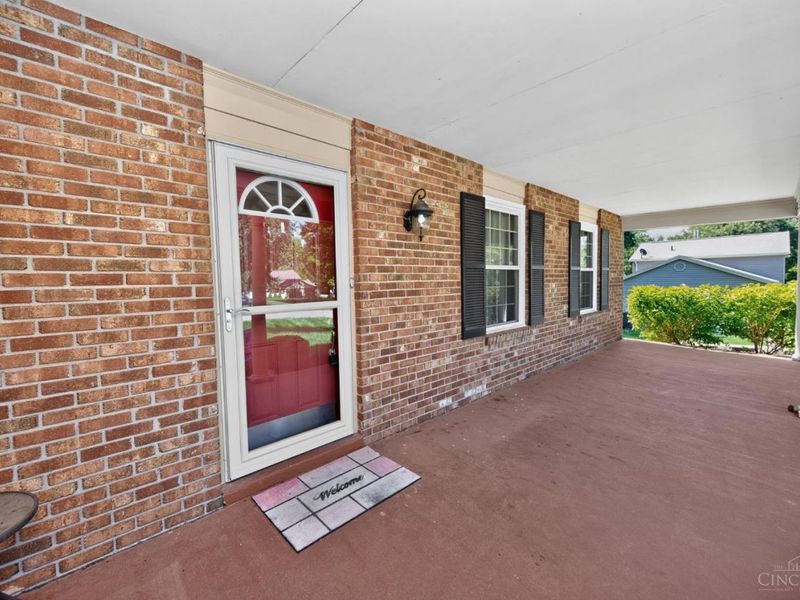 7864 Red Mill Drive, West Chester, OH 45069 Photo 4