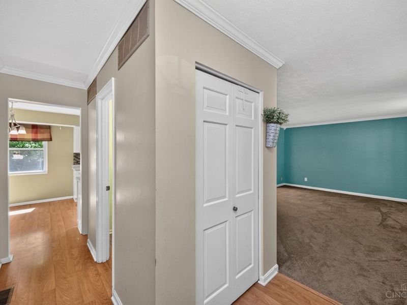7864 Red Mill Drive, West Chester, OH 45069 Photo 5