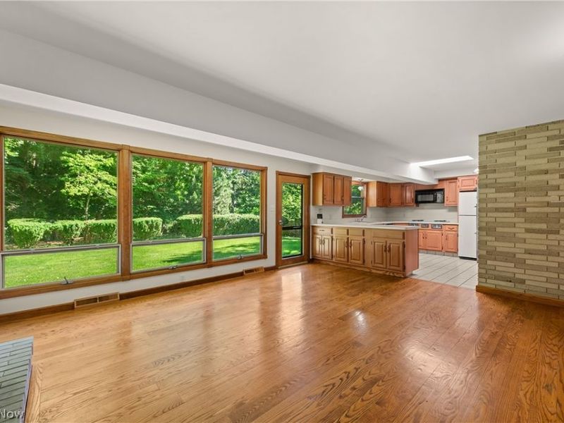 18930 Story Road, Rocky River, OH 44116 Photo 12