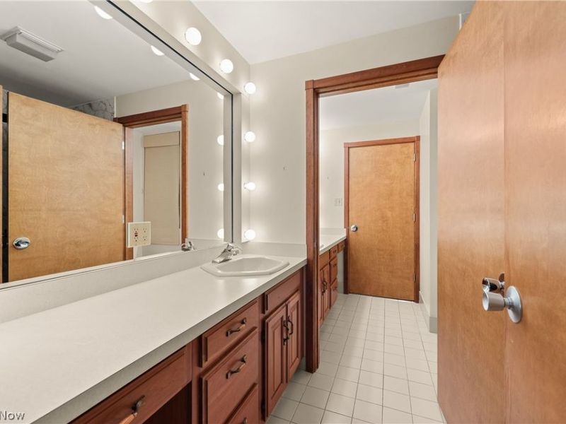 18930 Story Road, Rocky River, OH 44116 Photo 15