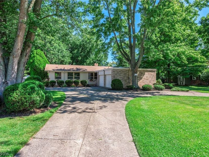 18930 Story Road, Rocky River, OH 44116 Photo 3