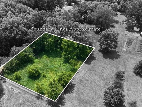 617 E Arthur Street, Hamilton, MO 64644