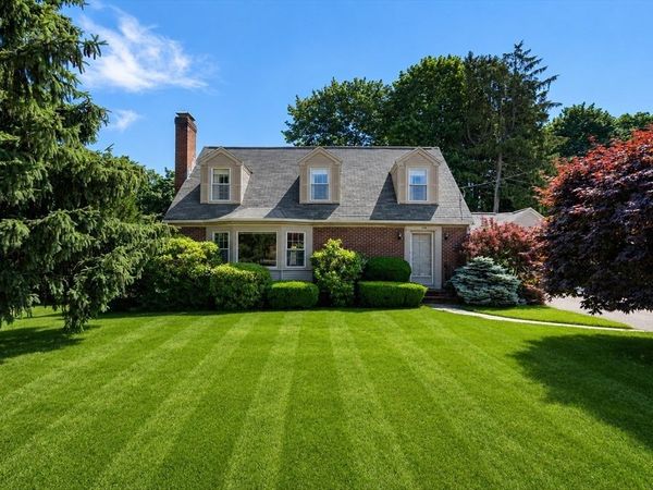 278 Common St, Walpole, MA 02081