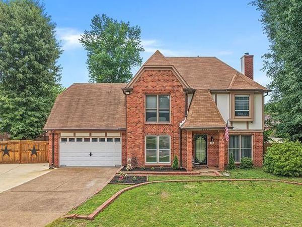 8297 KING WILLIAM ST, Cordova, TN 38016