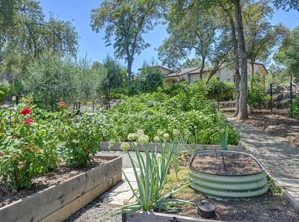 4580 Lake Forest Dr, Loomis, CA 95650 Photo