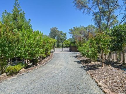 4580 Lake Forest Dr, Loomis, CA 95650 Photo