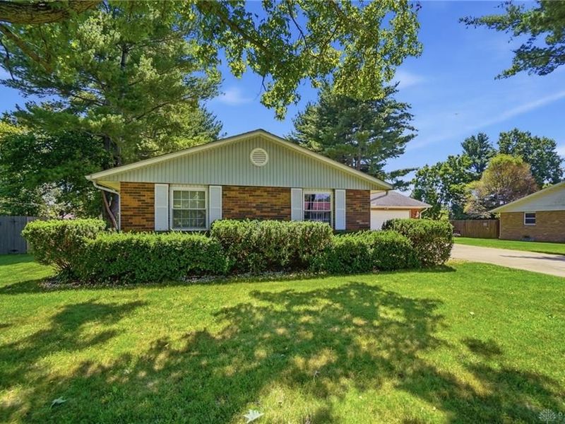 8760 Oriole Drive, Franklin, OH 45005 Photo 2