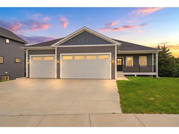 482 Westwood, River Falls, WI 54022