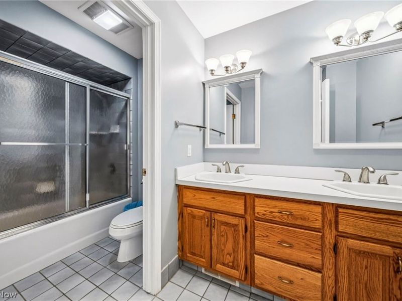 8325 Lincoln Drive, Chesterland, OH 44026 Photo 30