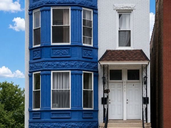 2251 W Belmont Avenue , Unit 2, Chicago, IL 60618
