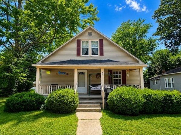 407 N Madison Street, West Frankfort, IL 62896