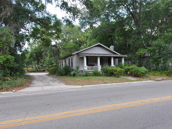 812 SE 4 AVENUE , GAINESVILLE, FL 32601