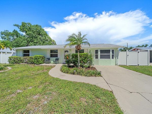 2923 LINWOOD DRIVE , SARASOTA, FL 34232