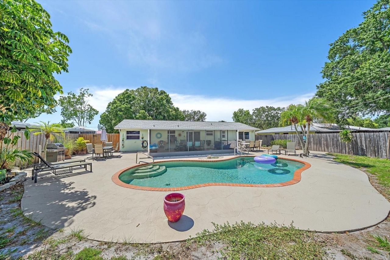 2923 Linwood Drive, Sarasota, FL 34232 Photo