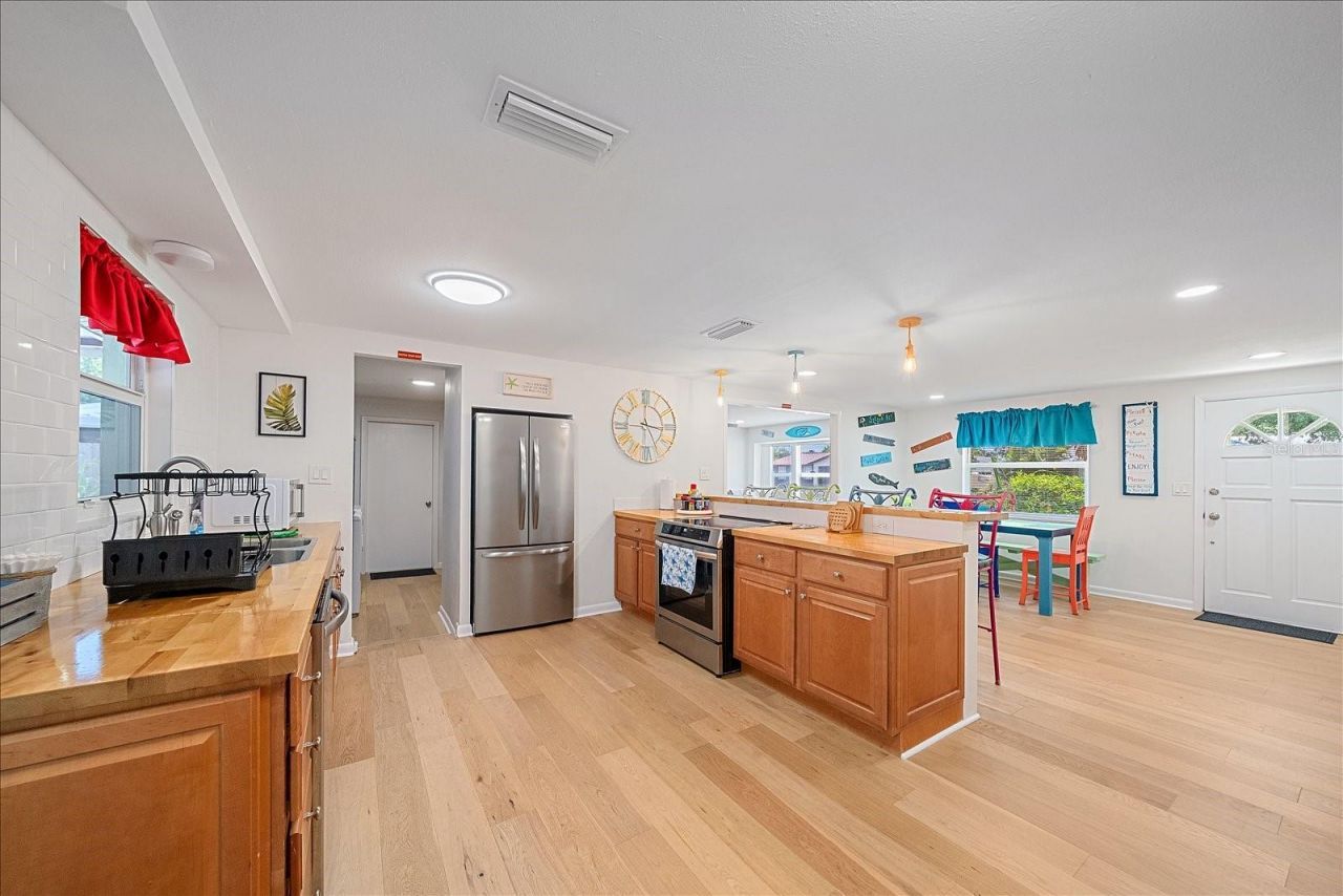 2923 Linwood Drive, Sarasota, FL 34232 Photo