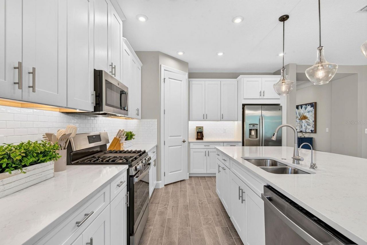 10924 Wicker Park Place , Palmetto, FL 34221 Photo