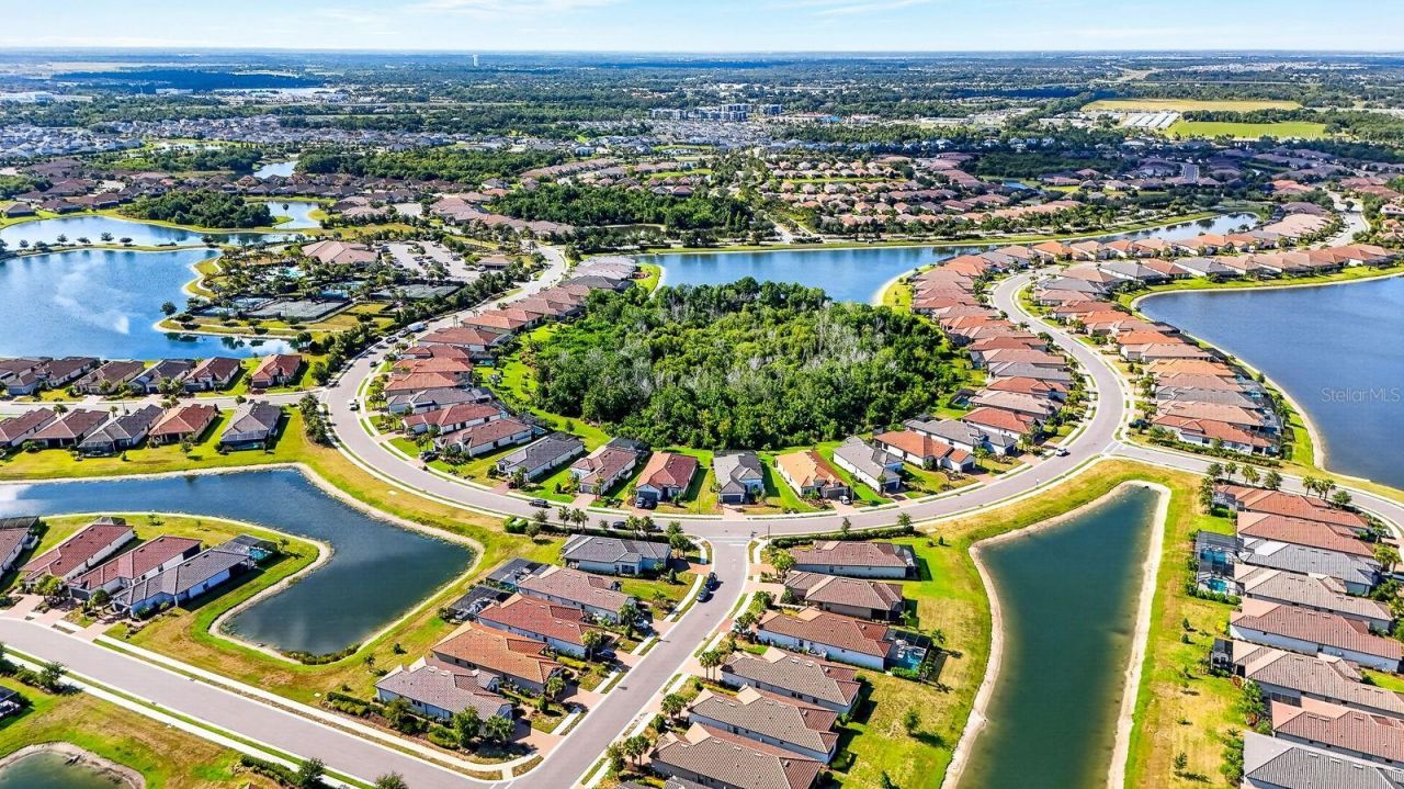 10924 Wicker Park Place , Palmetto, FL 34221 Photo