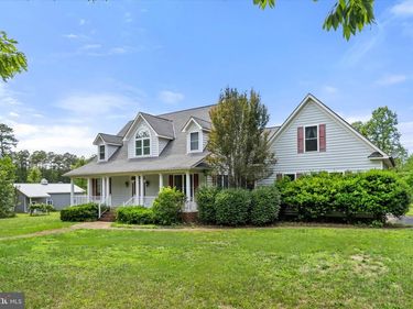 15412 BEAVER DEN LANE, BEAVERDAM, VA 23015