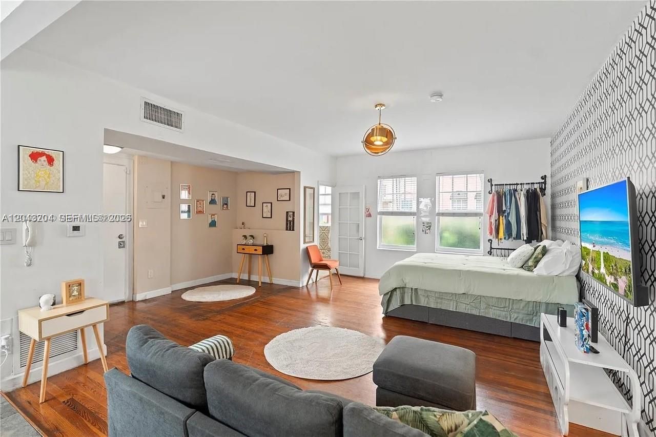 760 Meridian Ave, Unit 3, Miami Beach, FL 33139 Photo