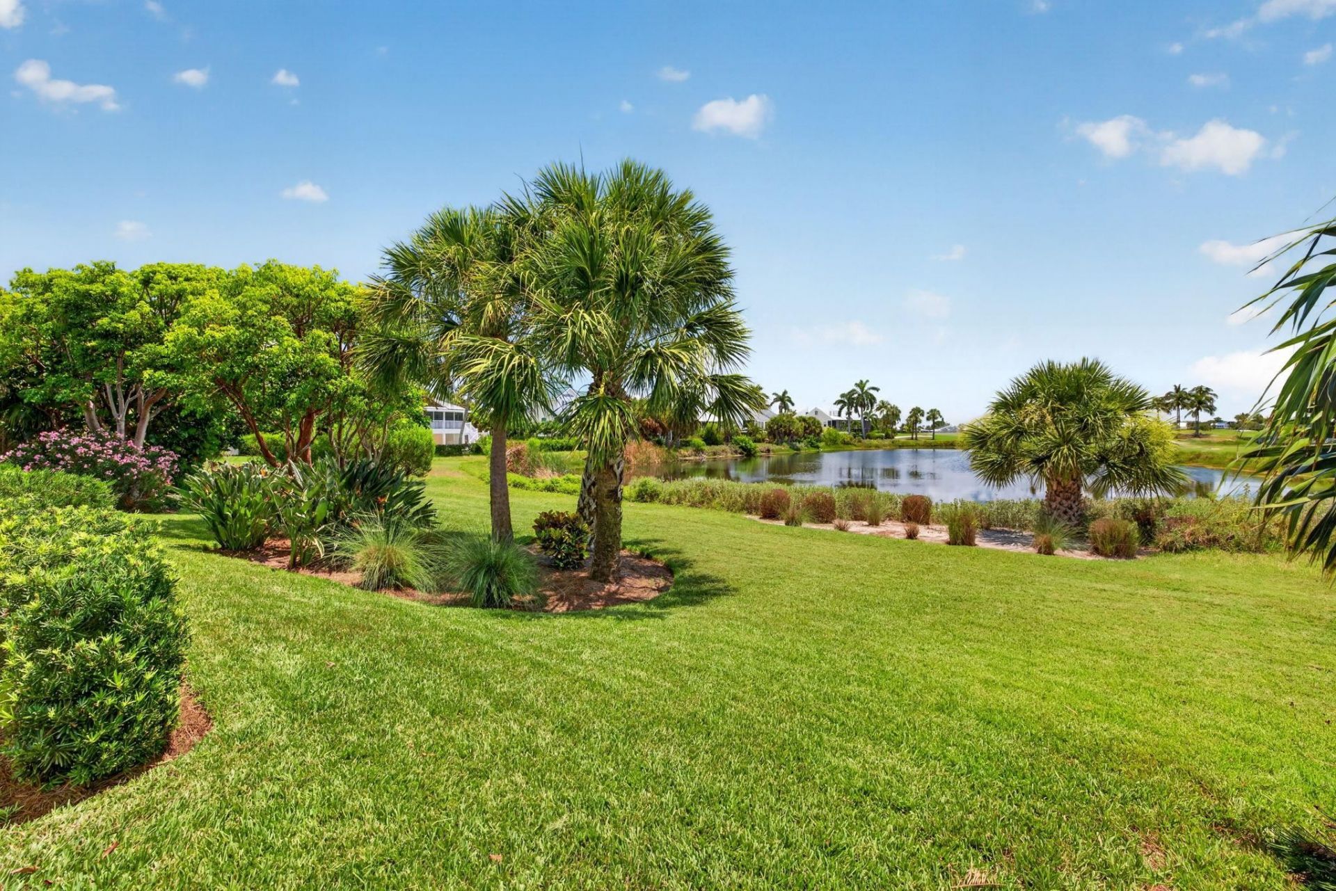 9066 Mockingbird Dr, Sanibel, FL 33957 Photo