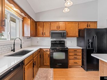 13417 Chandler Street, Omaha, NE 68136