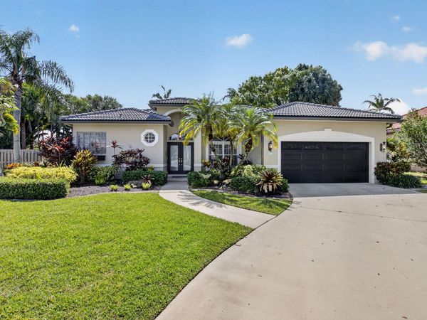 1365 E Barwick Ranch Circle, Delray Beach, FL 33445