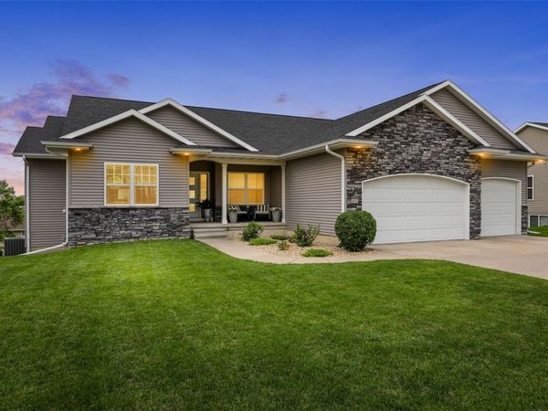 4812 Hay Field Court SW, Cedar Rapids, IA 52404