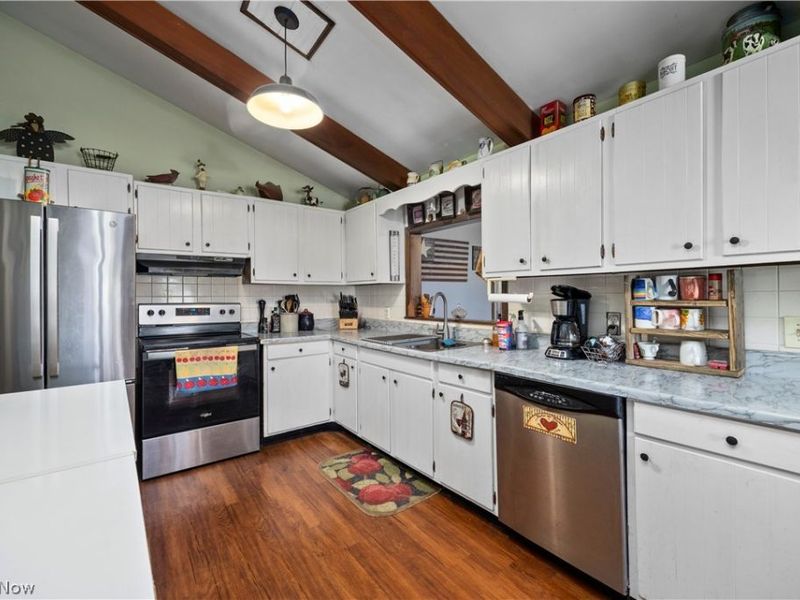 8134 Oberlin Road, Elyria, OH 44035 Photo 23