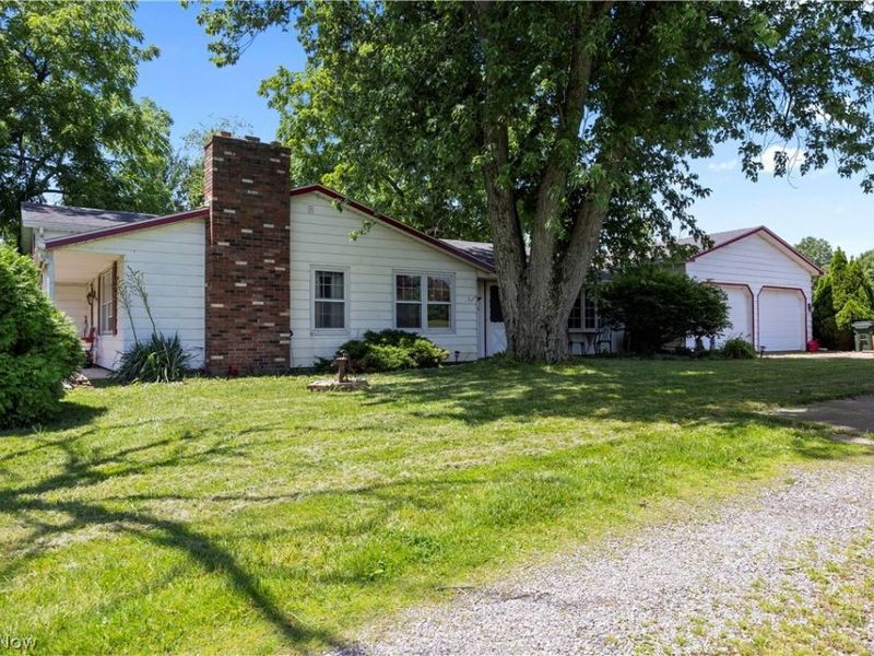 8134 Oberlin Road, Elyria, OH 44035 Photo 3