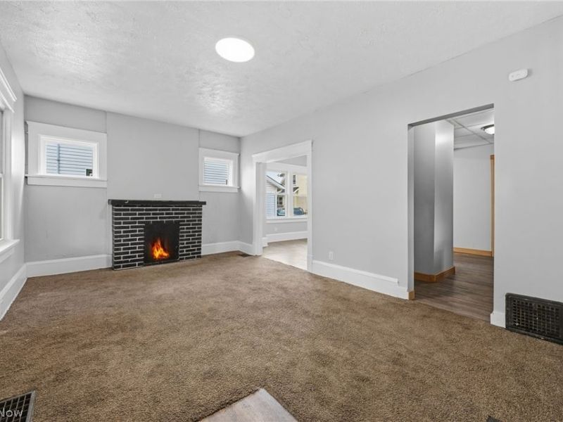2911 Vera Place NW, Canton, OH 44708 Photo 4