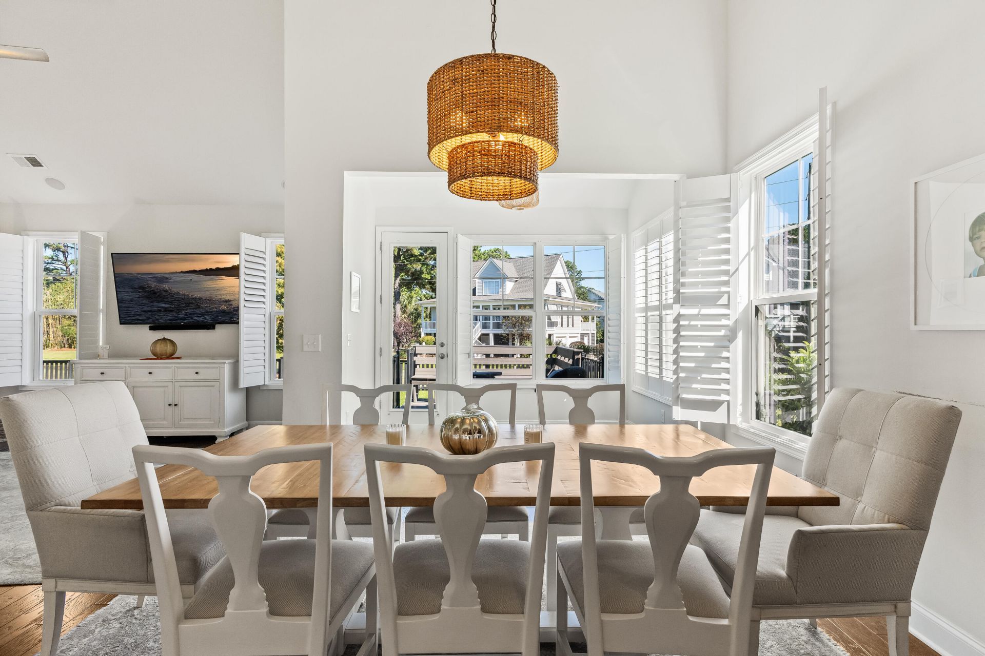 228 Swallowtail Court Photo 12