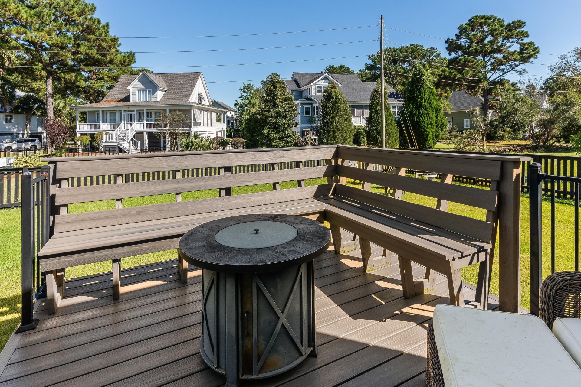 228 Swallowtail Court Photo 36