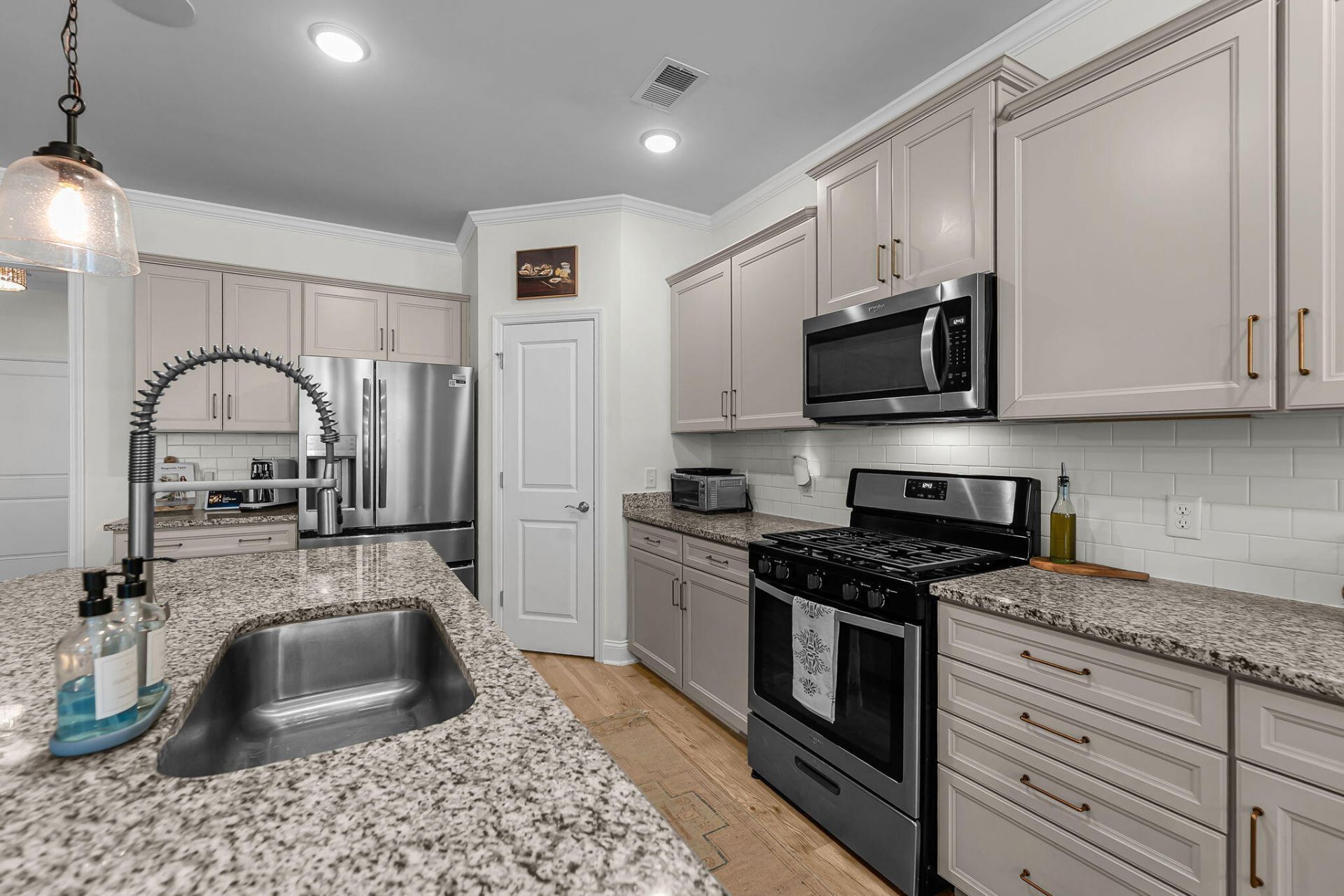 5012 Cranesbill Way Photo 14