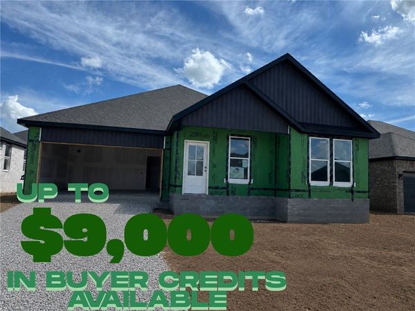 6703 SW Orange Avenue , Bentonville, AR 72713