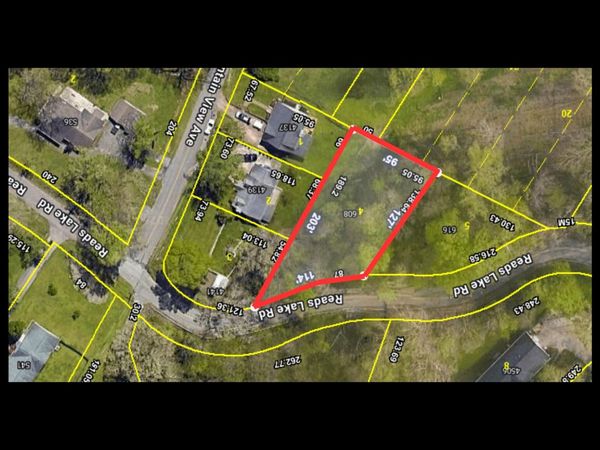 608 Reads Lake Road, Chattanooga, TN 37415