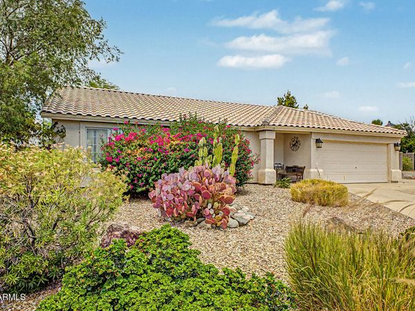 8010 E FOX Street, Mesa, AZ 85207
