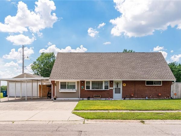 5795 Rosebury Drive, Huber Heights, OH 45424