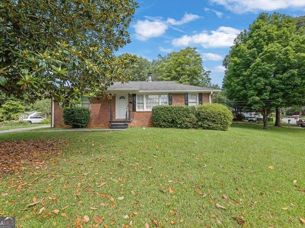 571 Benmac Road SE, Smyrna, GA 30080