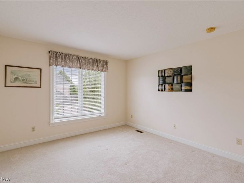 4013 Meadowvale Court, Akron, OH 44333 Photo 33