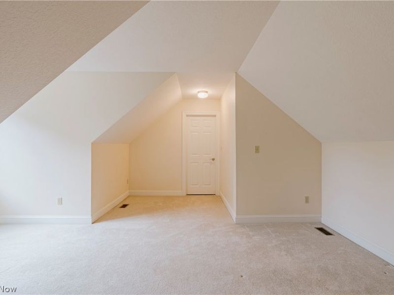 4013 Meadowvale Court, Akron, OH 44333 Photo 36