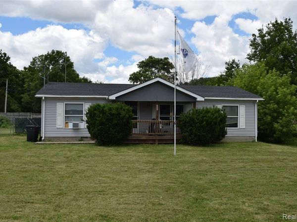 2140 S Dye Road, Flint Twp, MI 48532