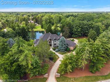 6263 Canter Creek Trail, Grand Blanc Twp, MI 48439