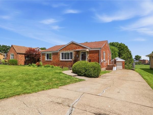 706 Winstein St, Bridgeville, PA 15017
