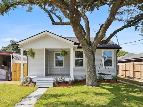 43 LABARRE Place, Jefferson, LA 70121