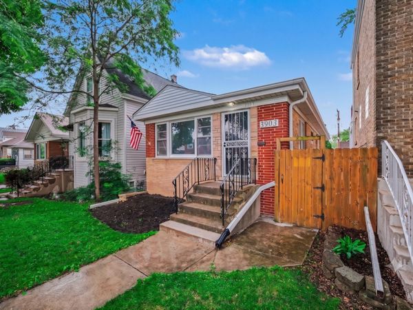 3903 N Neva Avenue , Chicago, IL 60634